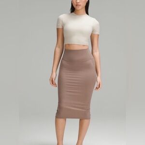 🍋 Lululemon Nulu Slim-Fit High-Rise Midi Skirt, NWT